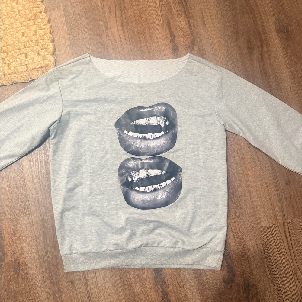 SHEIN Gray Off-the-Shoulder Sweater with Graphic Lips